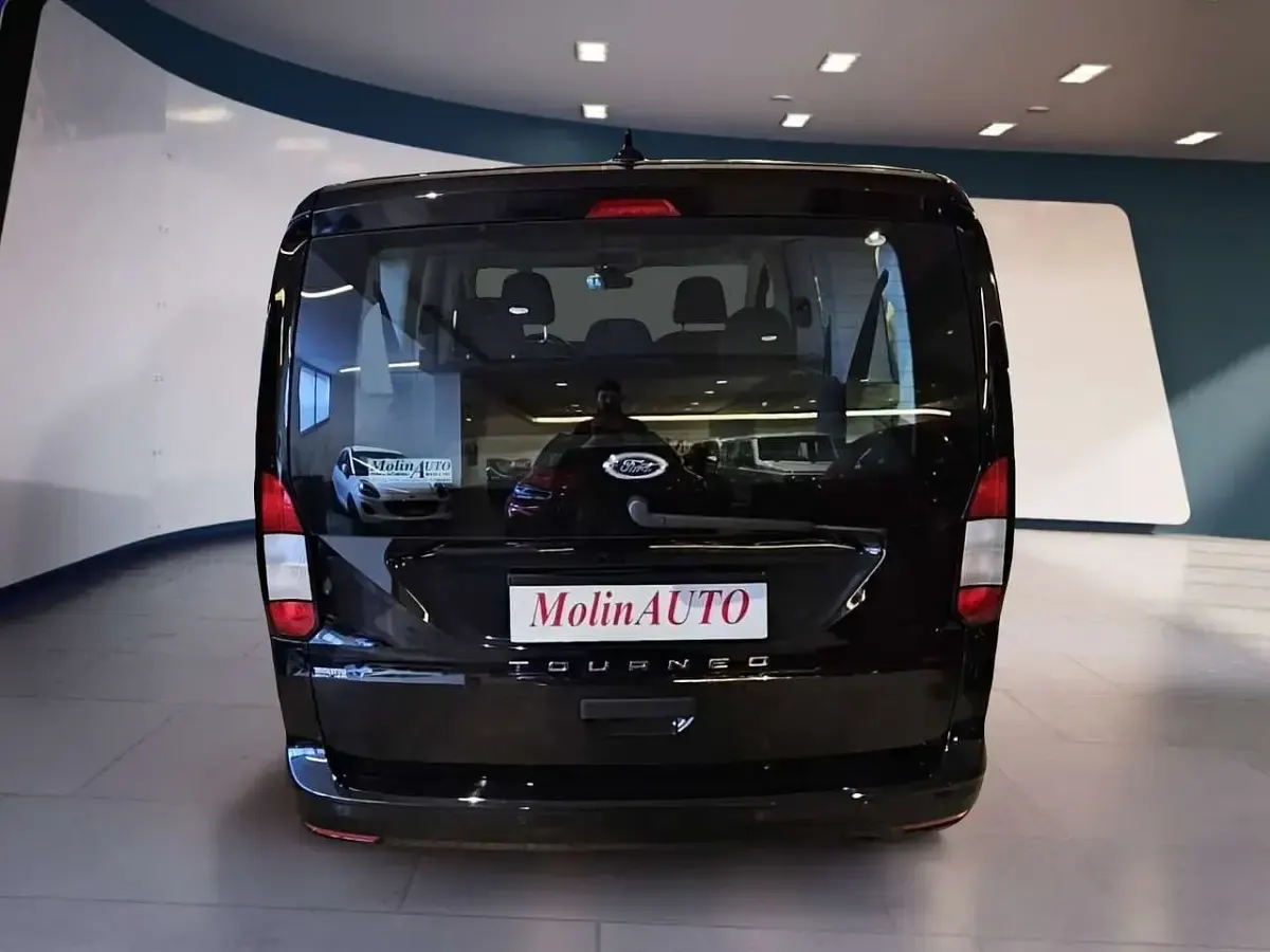 Usata Ford Grand Tourneo Connect 102 CV (75 kW) 2025 Bianco Monovolume