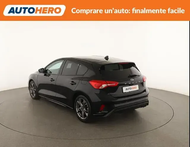 Usata Ford Focus ST-Line 125 CV (91 kW) 2021 Nero Berlina