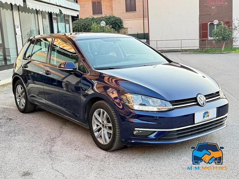 Usata VW Golf VII Business 116 CV (85 kW) 2019 Blu Berlina