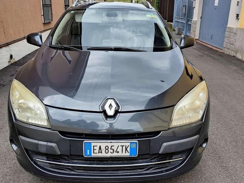 Usata Renault Mégane III Luxe 110 CV (80 kW) 2010 Blu/azzurro Station wagon