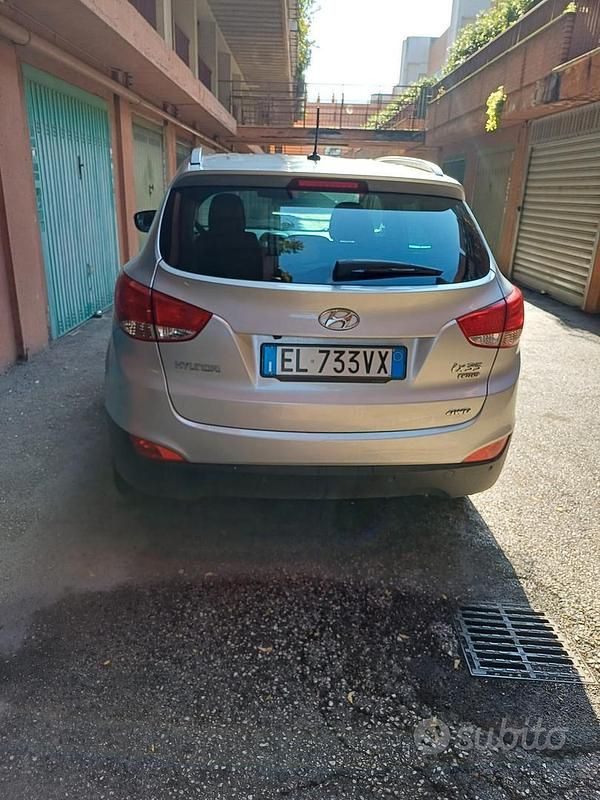 Usata Hyundai ix35 Comfort 184 CV (135 kW) 2012 Argento SUV