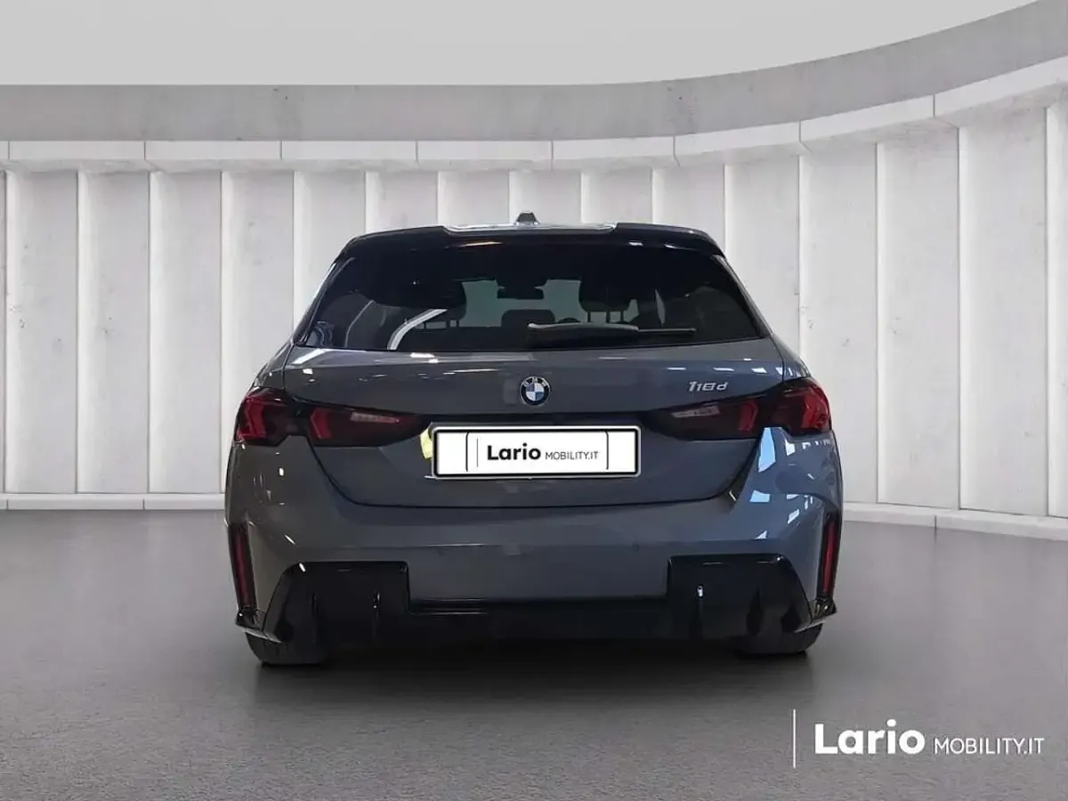 Usata BMW 118 M Sport 150 CV (110 kW) 2025 Storm bay metallizzato Utilitaria