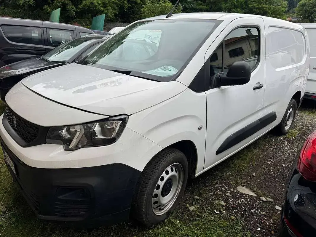 Usata Peugeot Partner 99 CV (72 kW) 2020 Bianco Monovolume