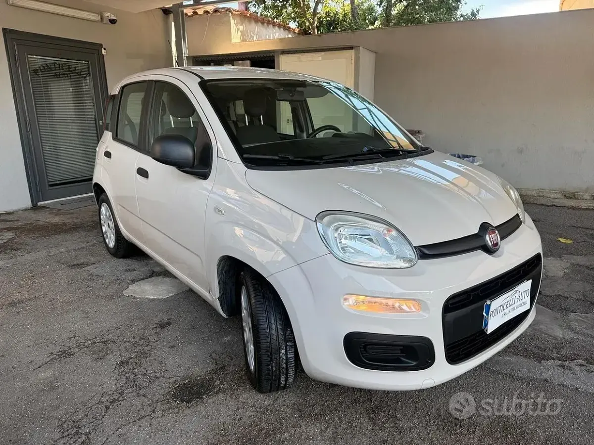 Usata Fiat Panda Easy 69 CV (50 kW) 2016 Beige Utilitaria