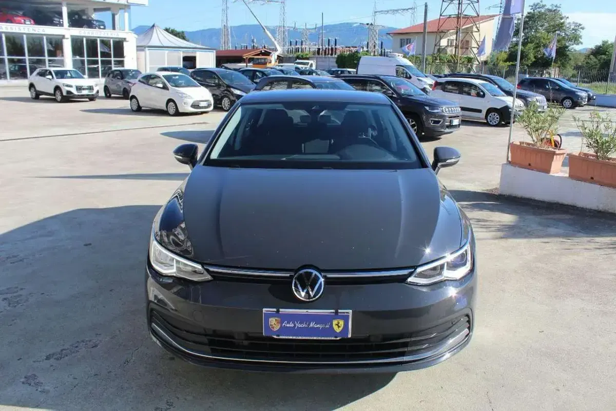 Usata VW Golf VIII Style 116 CV (85 kW) 2022 Grigio Berlina