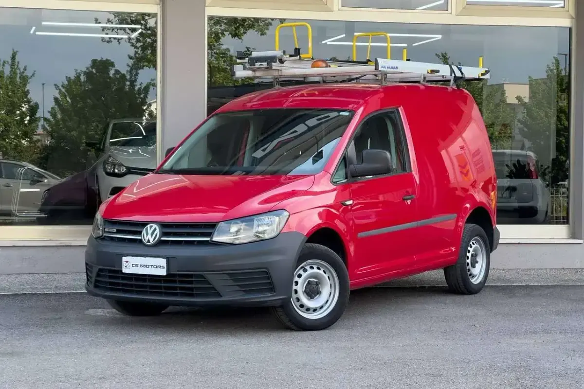 Usata VW Caddy 122 CV (89 kW) 2016 Rosso Monovolume