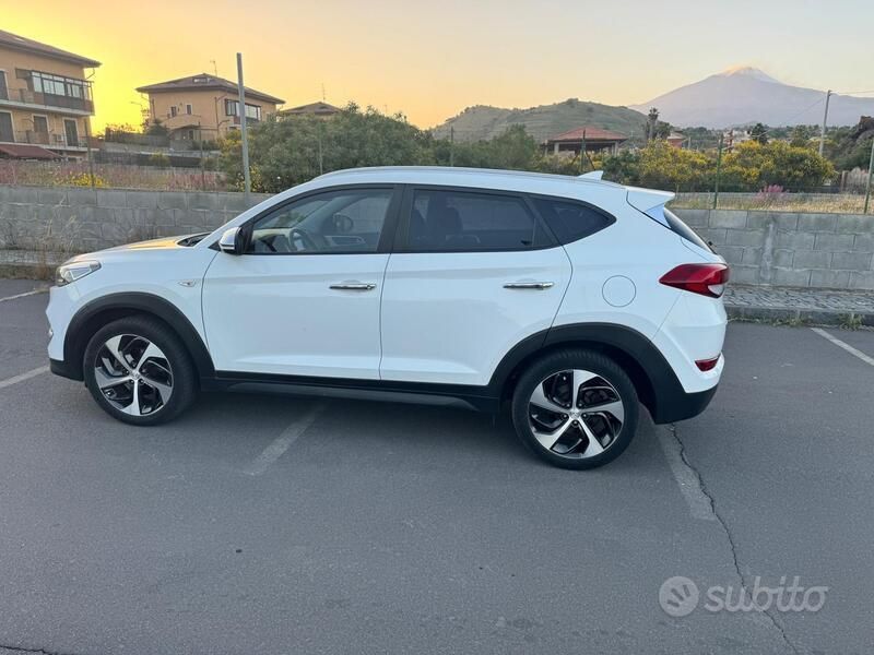 Usata Hyundai Tucson Xpossible 116 CV (85 kW) 2018 Bianco SUV