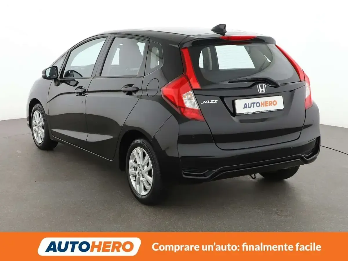 Usata Honda Jazz Comfort 102 CV (75 kW) 2019 Nero Utilitaria