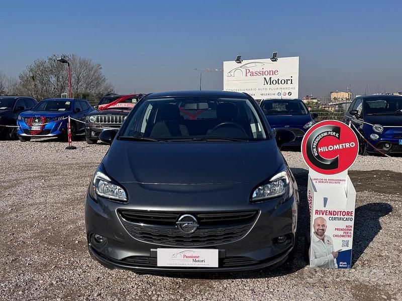 Usata Opel Corsa Edition 90 CV (66 kW) 2018 Grigio Coupé