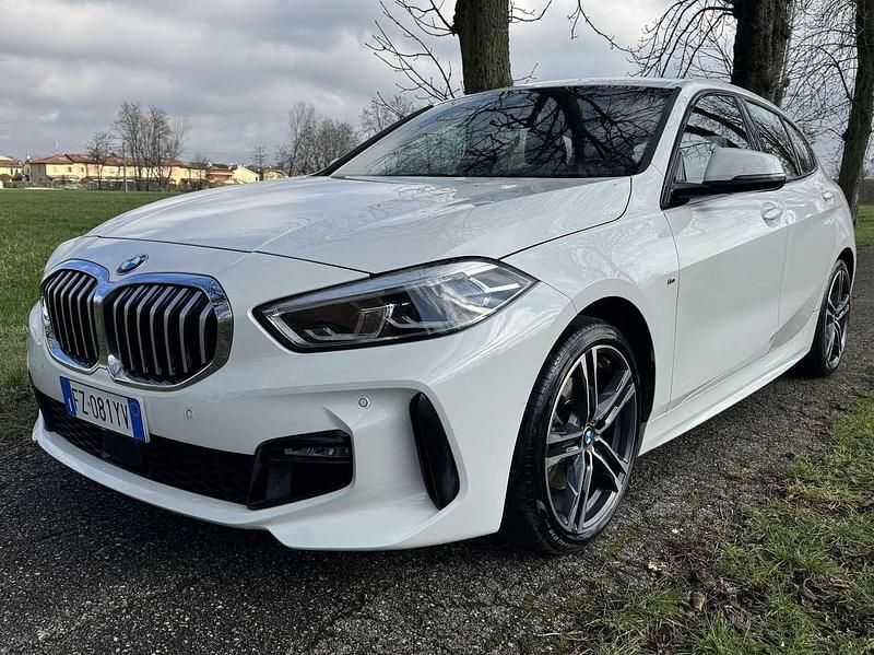 Usata BMW 116 M Sport 116 CV (85 kW) 2020 Bianco Utilitaria