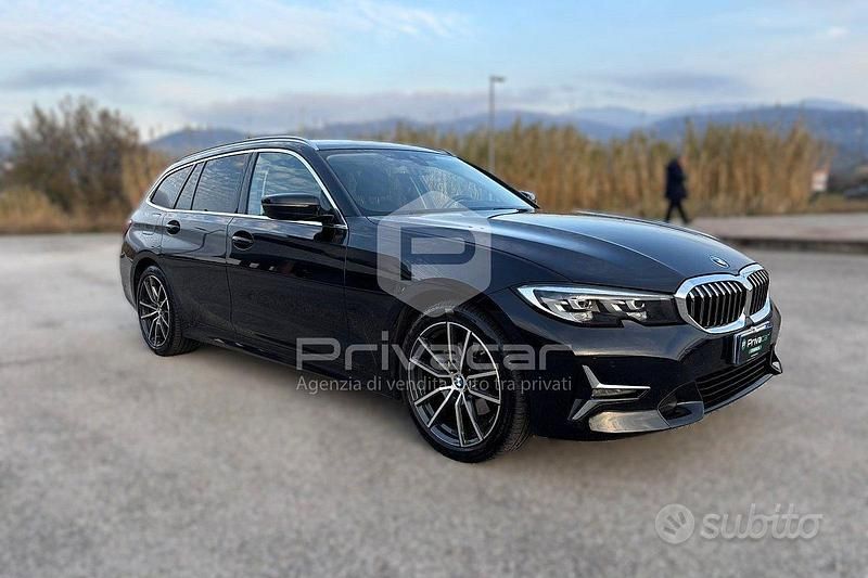 Usata BMW 320e Luxury Line 190 CV (139 kW) 2021 Nero Station wagon