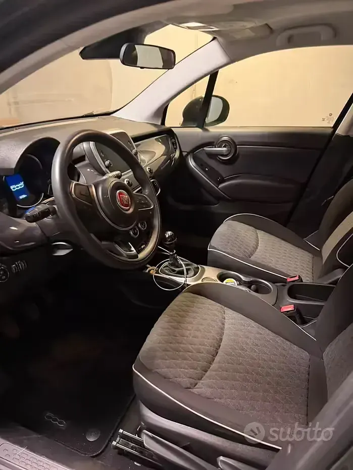 Usata Fiat 500 Cross 120 CV (88 kW) 2019 Grigio Utilitaria
