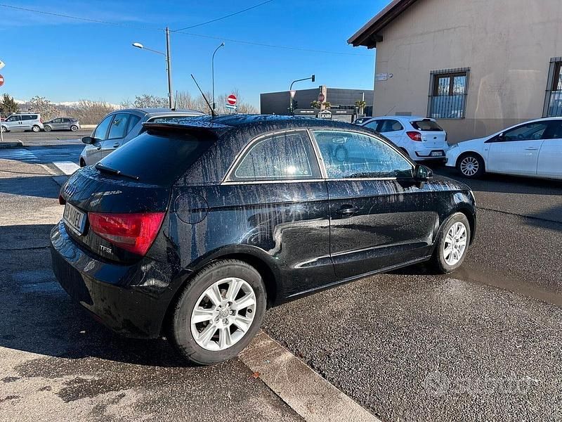 Usata Audi A1 Ambition 86 CV (63 kW) 2011 Nero Utilitaria