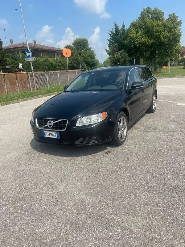 Usata Volvo V70 215 CV (158 kW) 2013 Station wagon