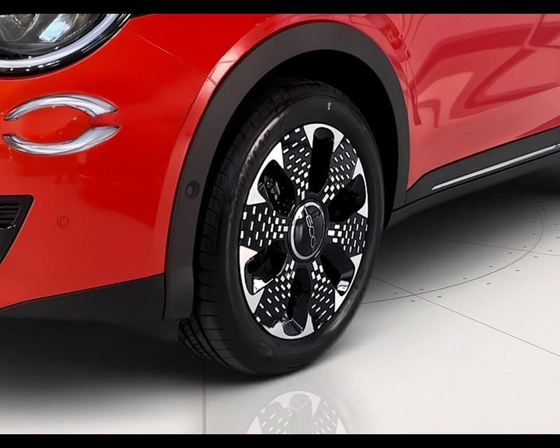 Nuova Fiat 600 La Prima 2025 572 SUV