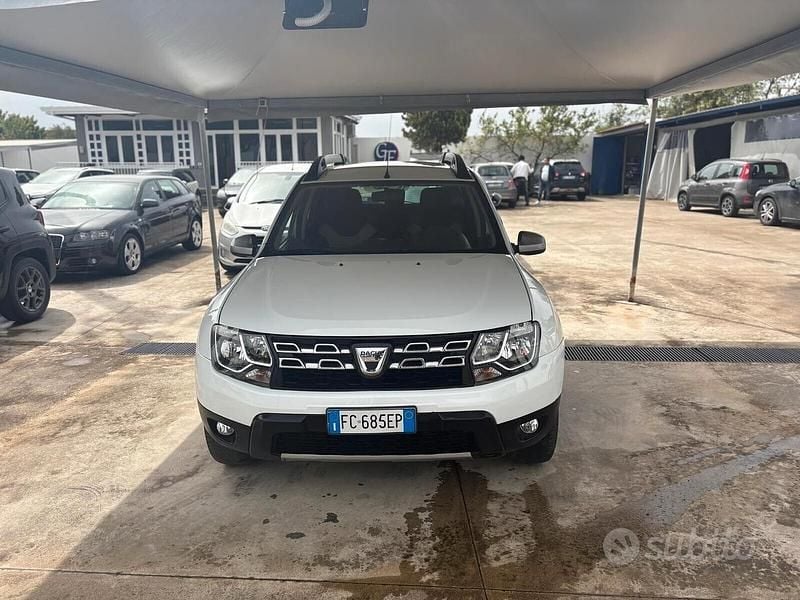 Bianco Usata 2016 Dacia Duster Urban Explorer SUV | 6999 € (Ottimo prezzo) - Immagine 1/4