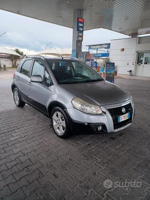 Usata Fiat Sedici 2006 Grigio SUV