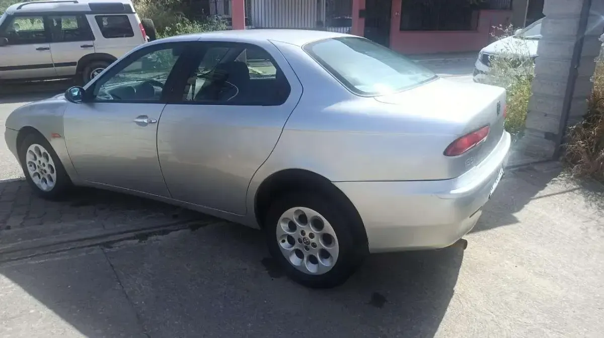 Usata Alfa Romeo 156 144 CV (105 kW) 1998 Argento Berlina