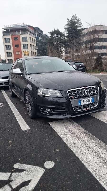 Usata Audi A3 Ambition 105 CV (77 kW) 2011 Utilitaria