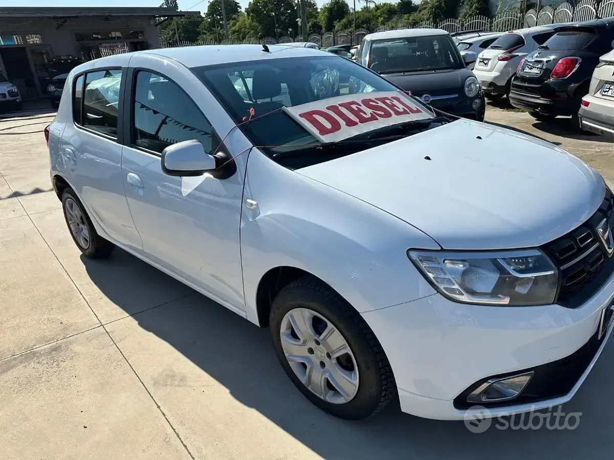Usata Dacia Sandero Comfort 75 CV (55 kW) 2018 Bianco Berlina