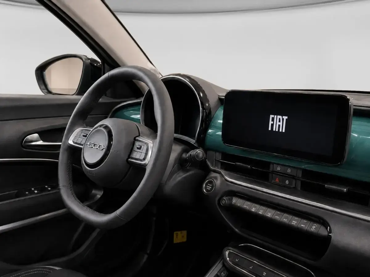 Usata Fiat 600 Pop 145 CV (106 kW) 2025 Verde mare metallizzato SUV