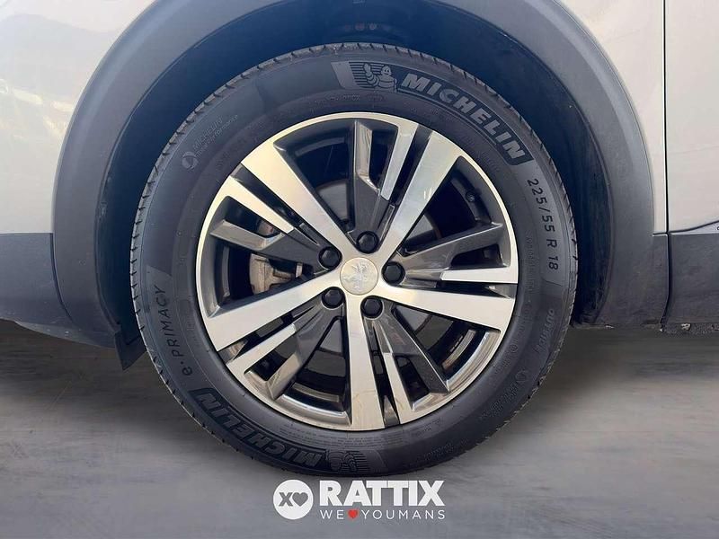 Usata Peugeot 5008 Allure 131 CV (96 kW) 2024 Grigio artense SUV