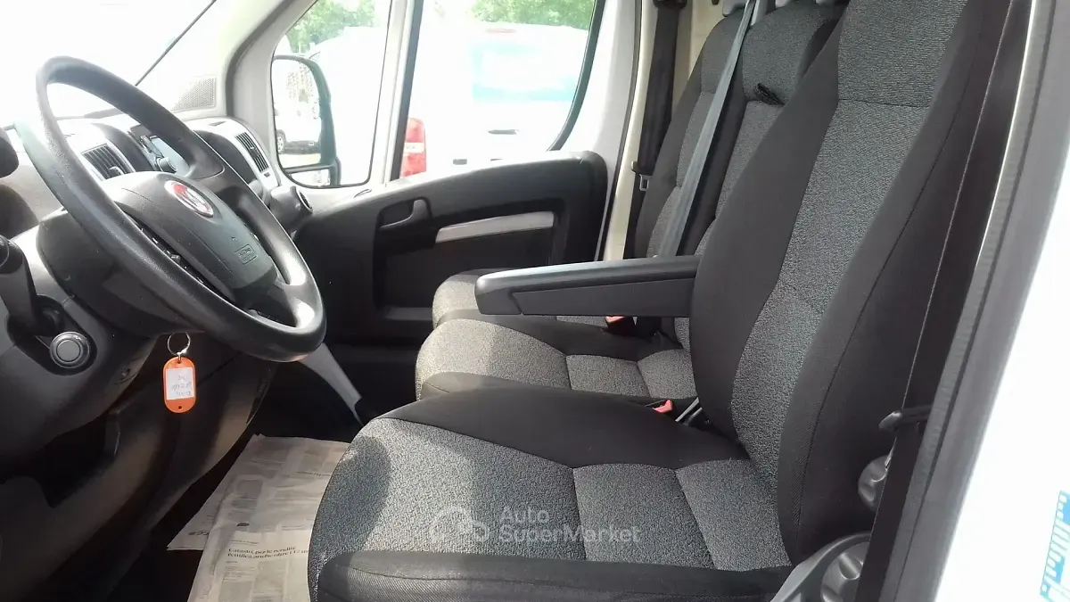 Usado Fiat Ducato 14 140 HP (102 kW) 2021 Branco Van