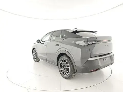 Nuova Peugeot 3008 Allure 136 CV (100 kW) 2025 Grigio scuro SUV
