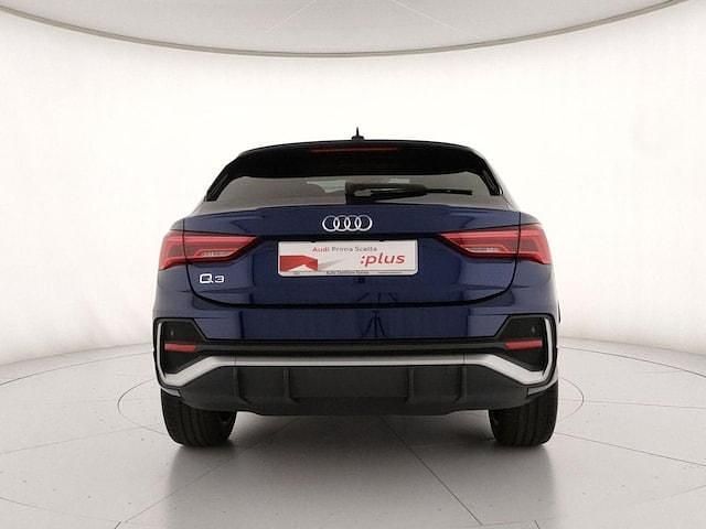 Usata Audi Q3 Sportback S-Line 150 CV (110 kW) 2022 Blu navarra metallizzato SUV
