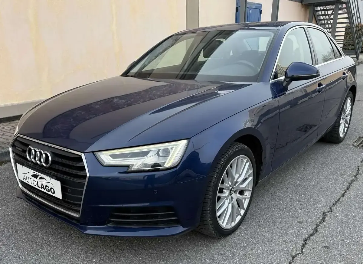Usata Audi A4 Business 272 CV (200 kW) 2016 Blu/azzurro Berlina