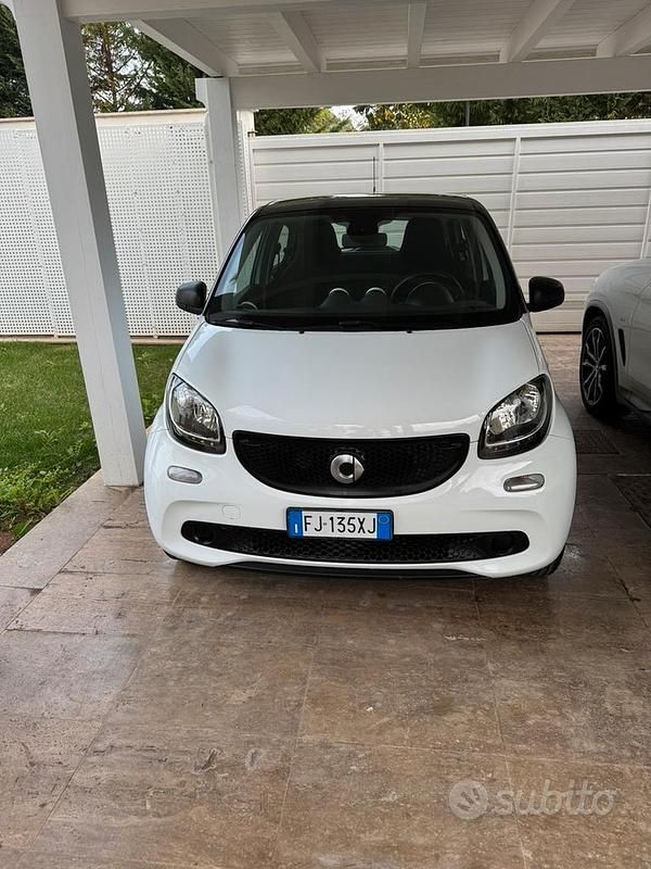 Usata Smart ForFour 2017 Utilitaria
