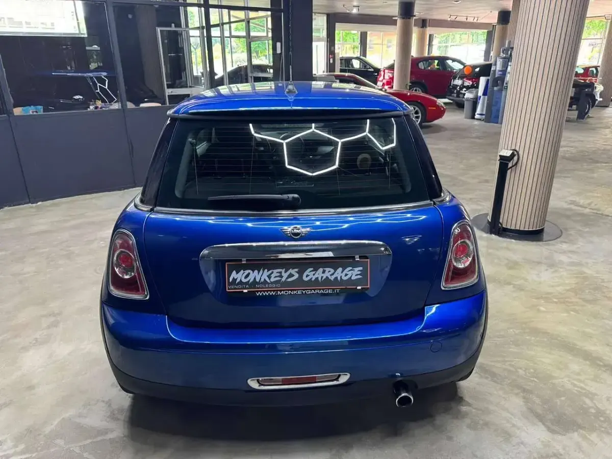 Usata Mini ONE 75 CV (55 kW) 2012 Nero Utilitaria