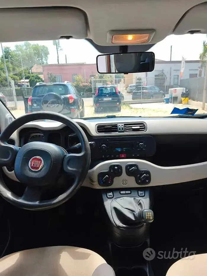 Usata Fiat Panda Pop 69 CV (50 kW) 2016 Beige Utilitaria