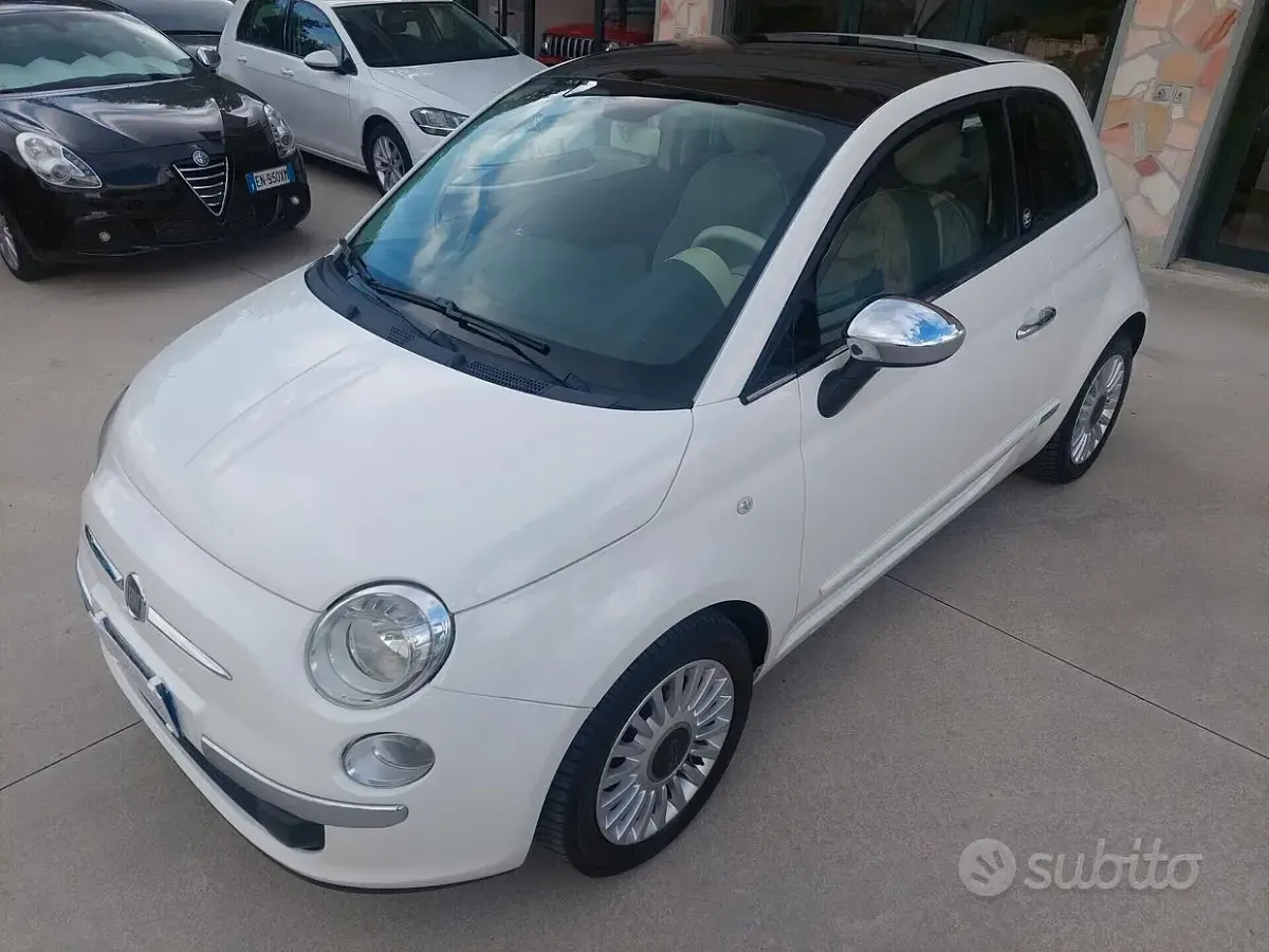 Usata Fiat 500 Lounge 95 CV (69 kW) 2011 Bianco Berlina