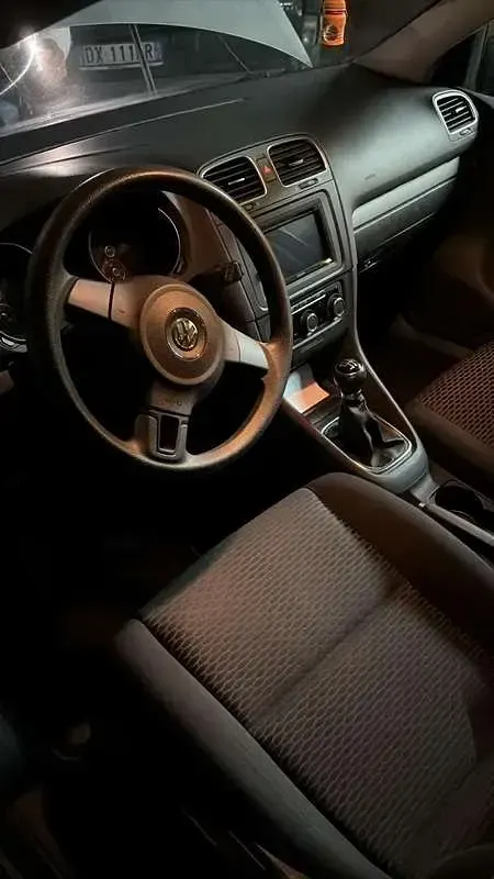 Usata VW Golf VI Edition 105 CV (77 kW) 2011 Grigio Berlina