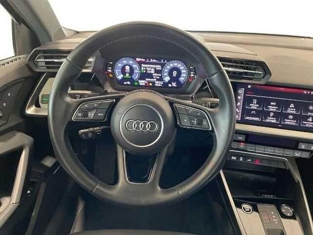 Usata Audi A3 Business 204 CV (150 kW) 2022 Blu navarra metallizzato Berlina