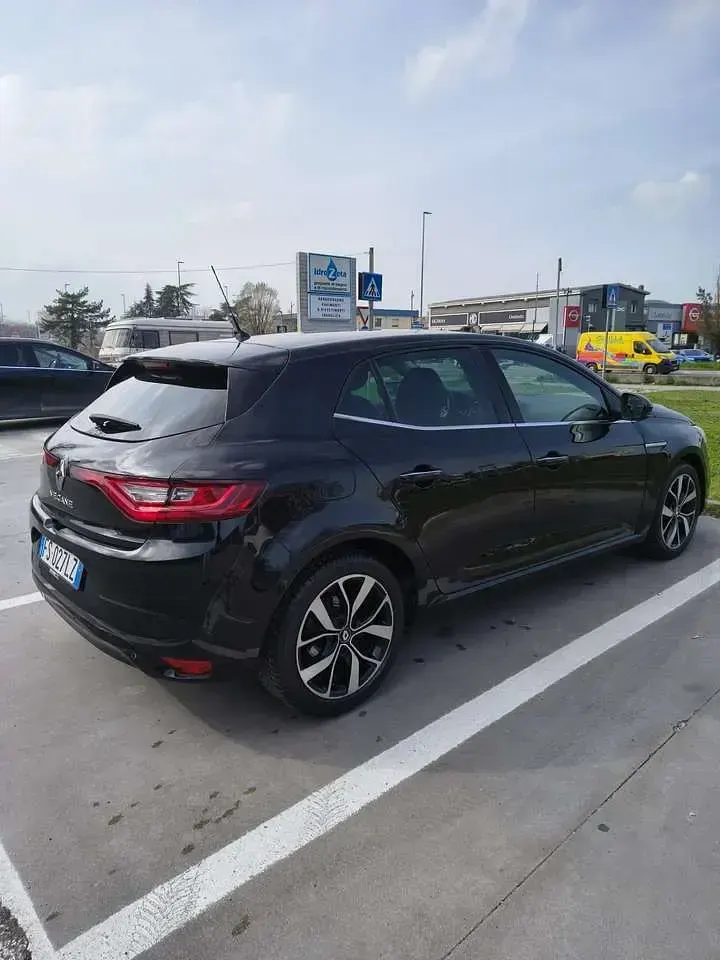 Usata Renault Mégane IV Intens 110 CV (80 kW) 2018 Nero Berlina