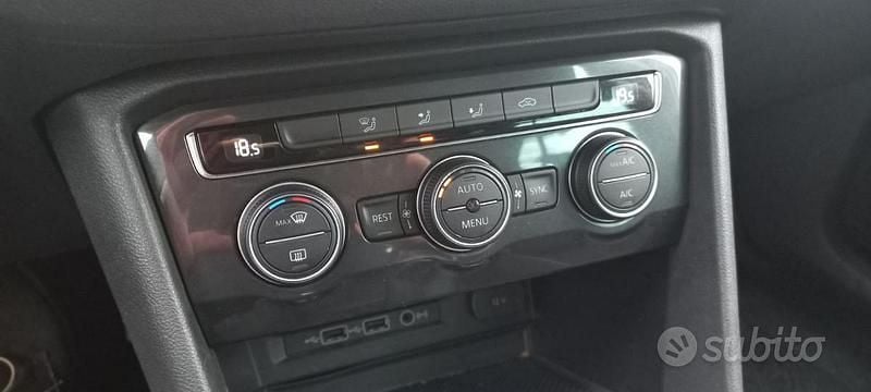 Bianco Usata 2019 VW Tiguan Sportline SUV | 19.500 € (Buon prezzo) - Immagine 1/4