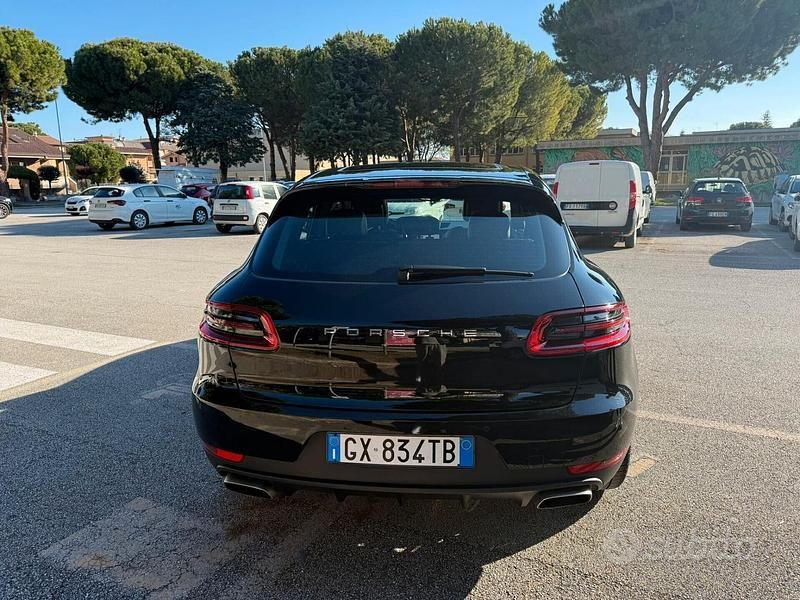 Usata Porsche Macan 252 CV (185 kW) 2017 Nero SUV