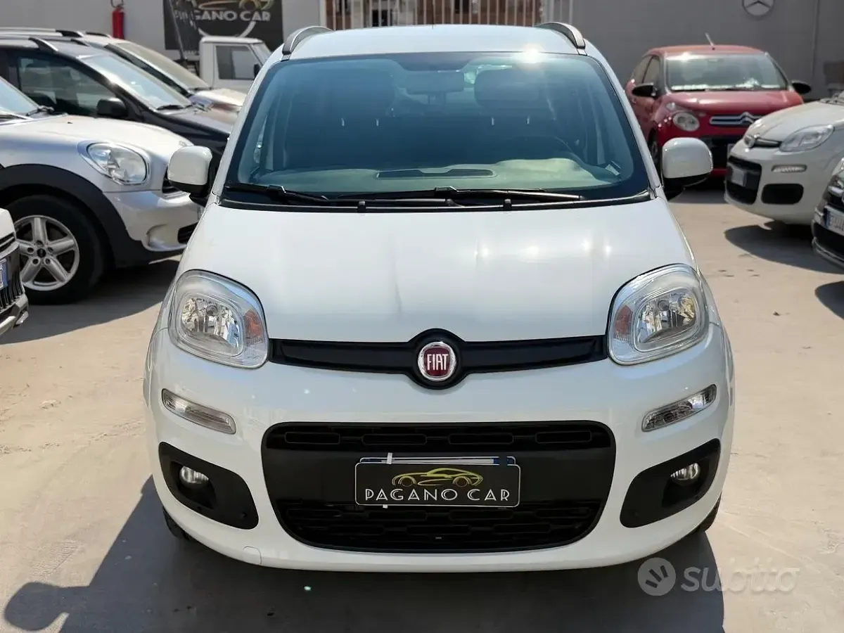Usata Fiat Panda Lounge 69 CV (50 kW) 2019 Bianco Utilitaria