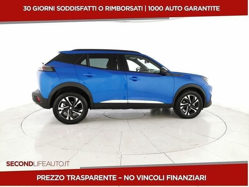 Usado Peugeot 2008 Allure 131 HP (96 kW) 2023 Azul SUV