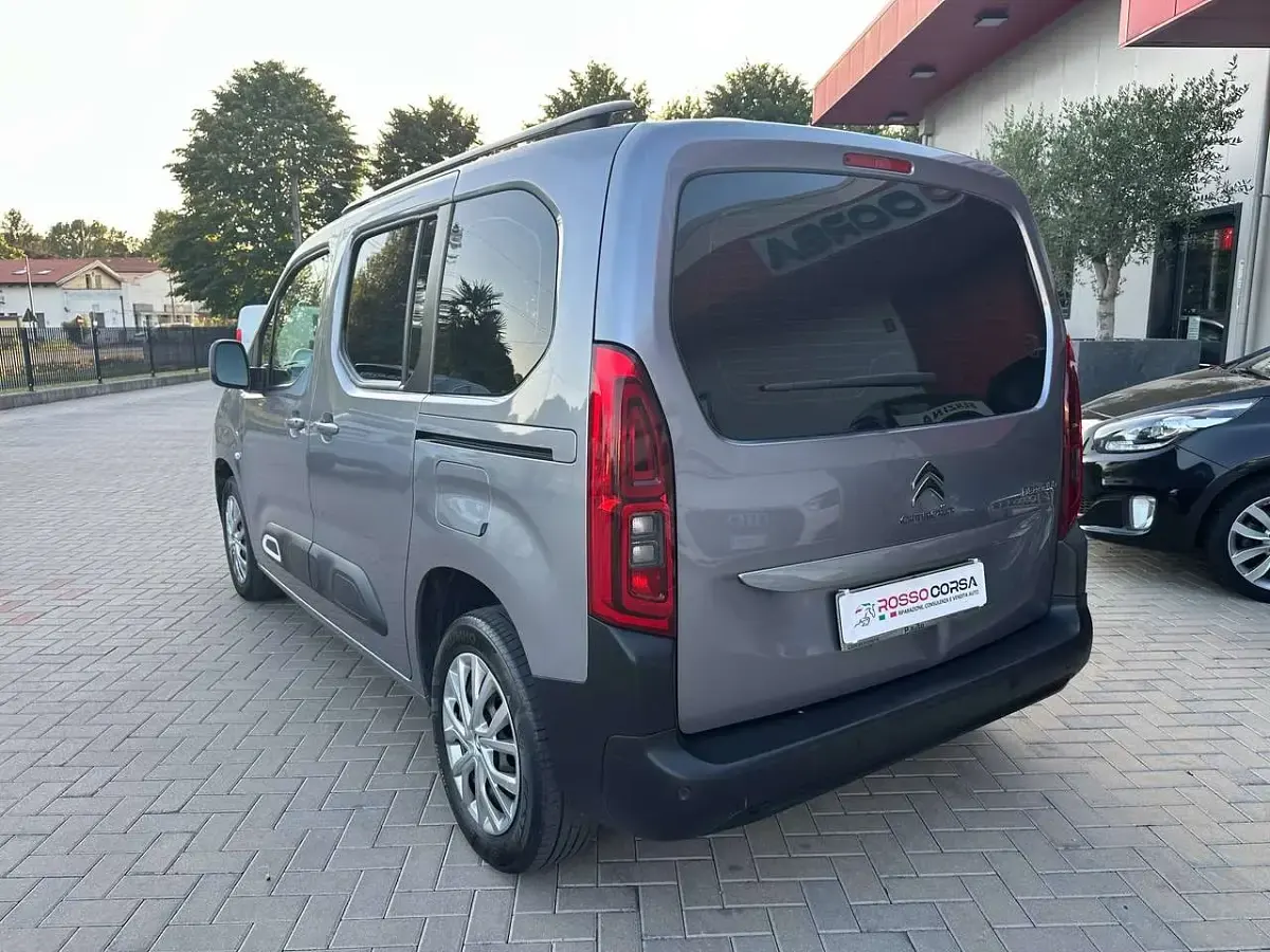 Usata Citroën Berlingo Shine 102 CV (75 kW) 2019 Grigio Monovolume