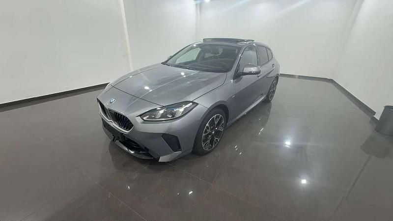 Usata BMW 120 M Sport 163 CV (119 kW) 2025 Grigio Utilitaria