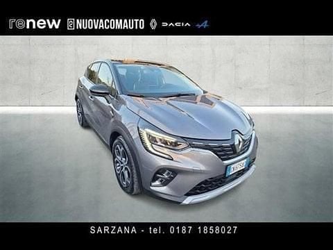 Usata Renault Captur Intens 100 CV (73 kW) 2023 Grigio SUV