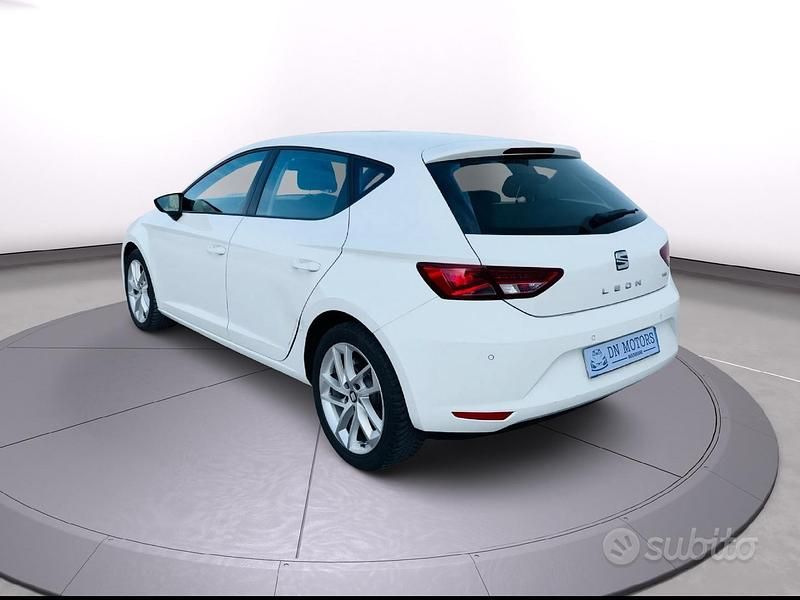Usata Seat Leon 110 CV (80 kW) 2016 Bianco Berlina
