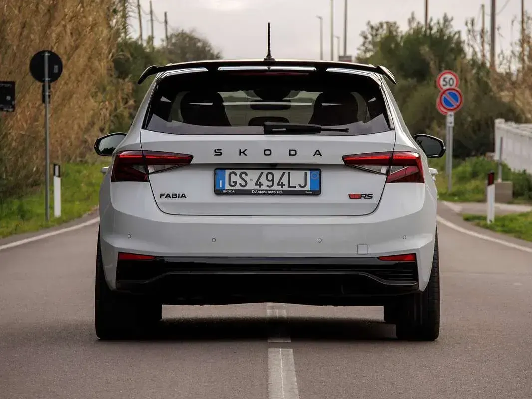Usata Skoda Fabia Monte Carlo 150 CV (110 kW) 2024 Bianco Utilitaria