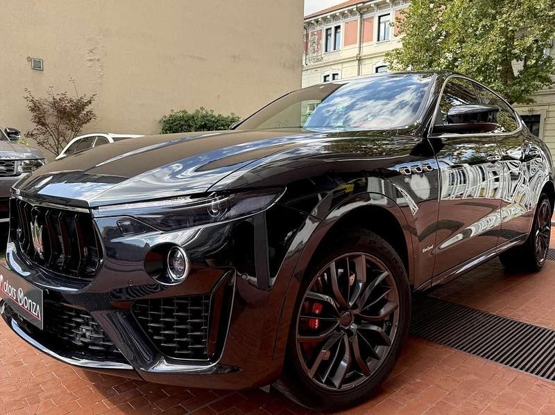 Usata Maserati Levante 349 CV (256 kW) 2018 Nero SUV