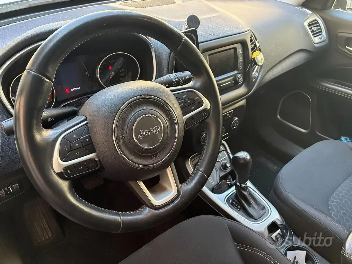 Usata Jeep Compass Longitude 140 CV (102 kW) 2018 Grigio SUV
