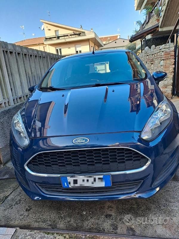 Usata Ford Fiesta 75 CV (55 kW) 2017 Berlina