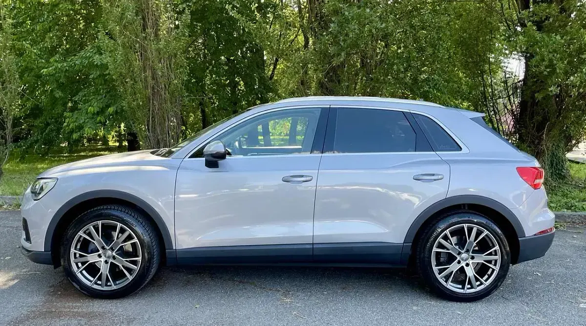 Usata Audi Q3 Business 150 CV (110 kW) 2019 Argento floret met. SUV